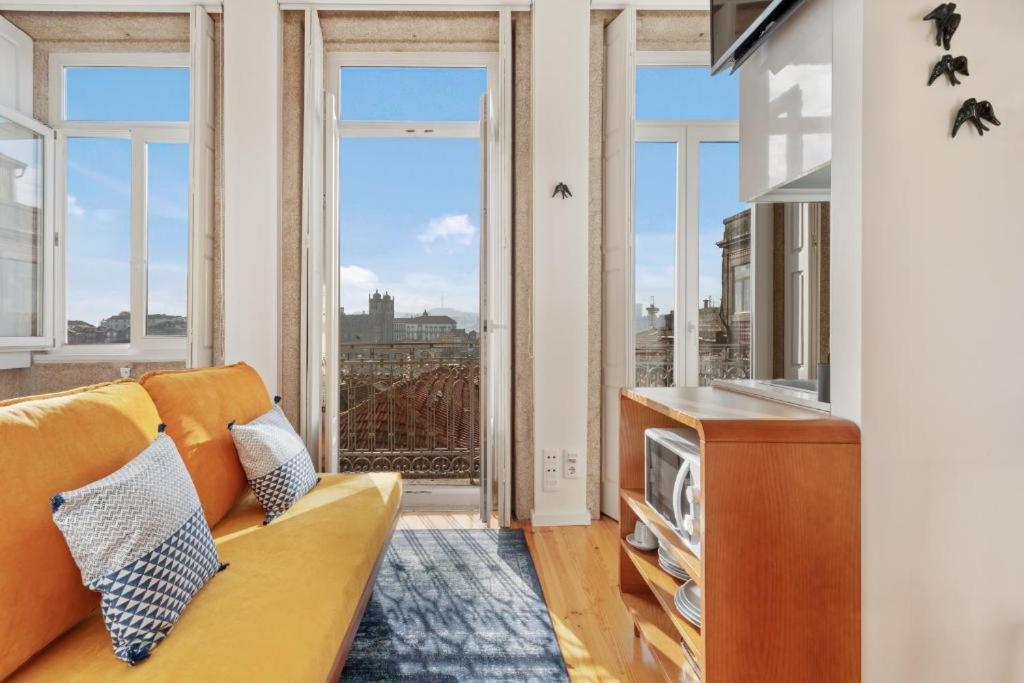 Host Wise - Lovely Shinny Flats With Balcony - Clerigos Porto Cameră foto