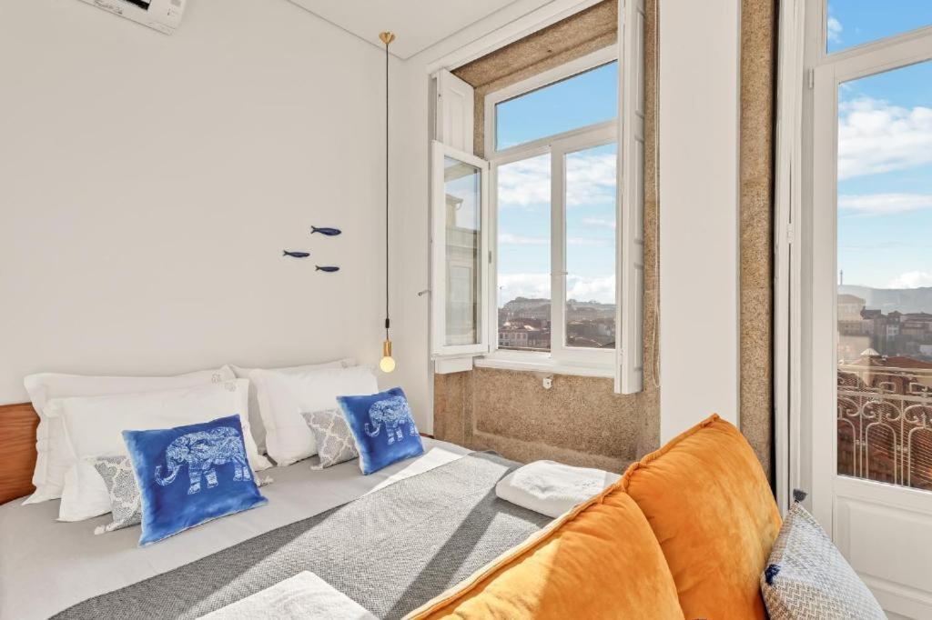 Host Wise - Lovely Shinny Flats With Balcony - Clerigos Porto Cameră foto