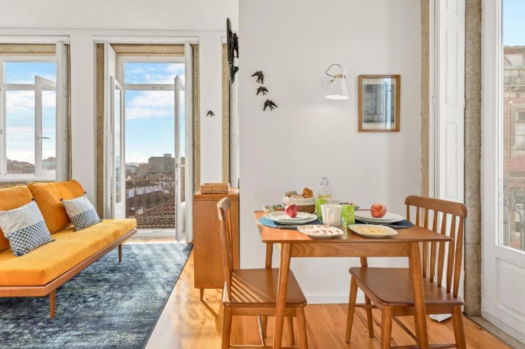 Host Wise - Lovely Shinny Flats With Balcony - Clerigos Porto Cameră foto